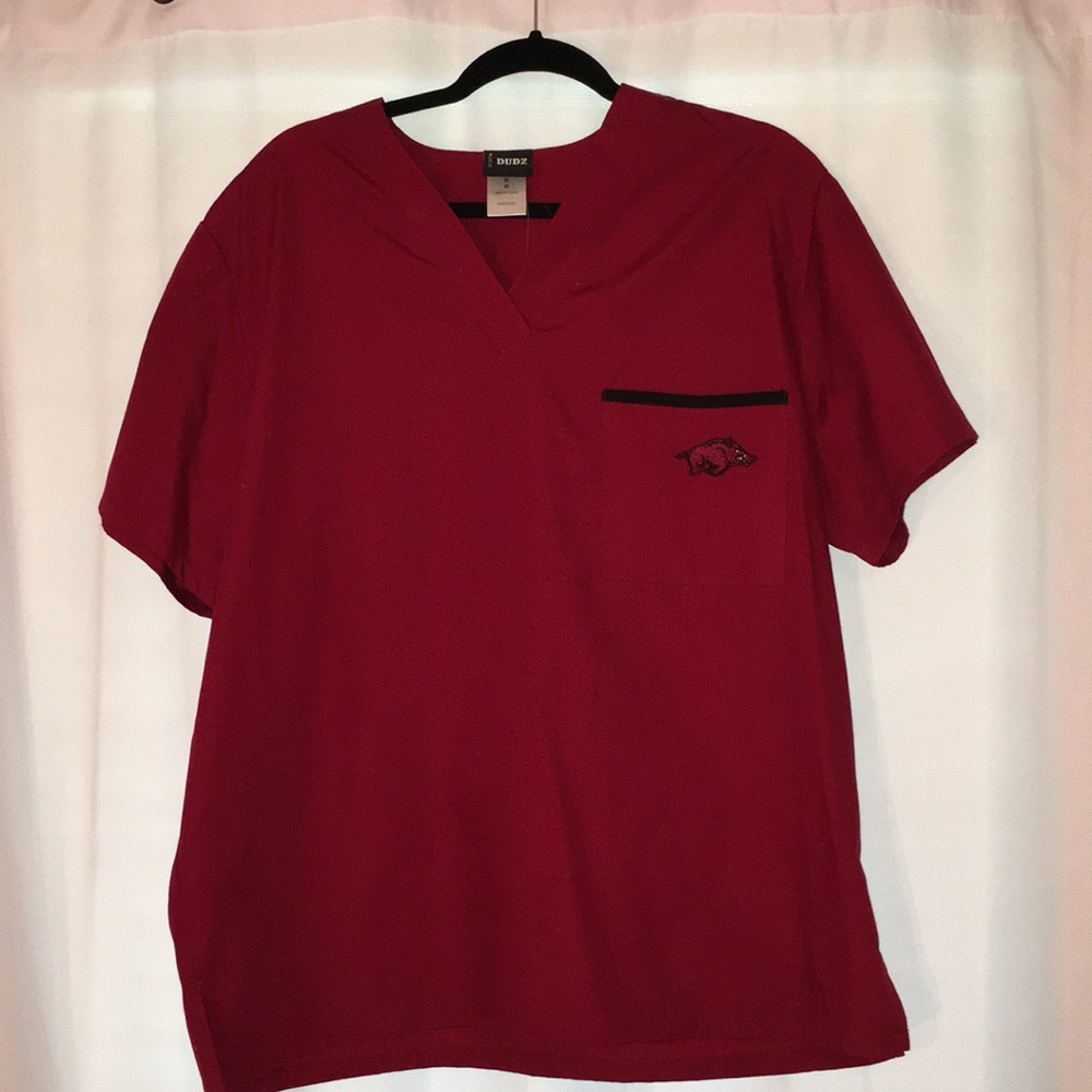 scrubs (top)